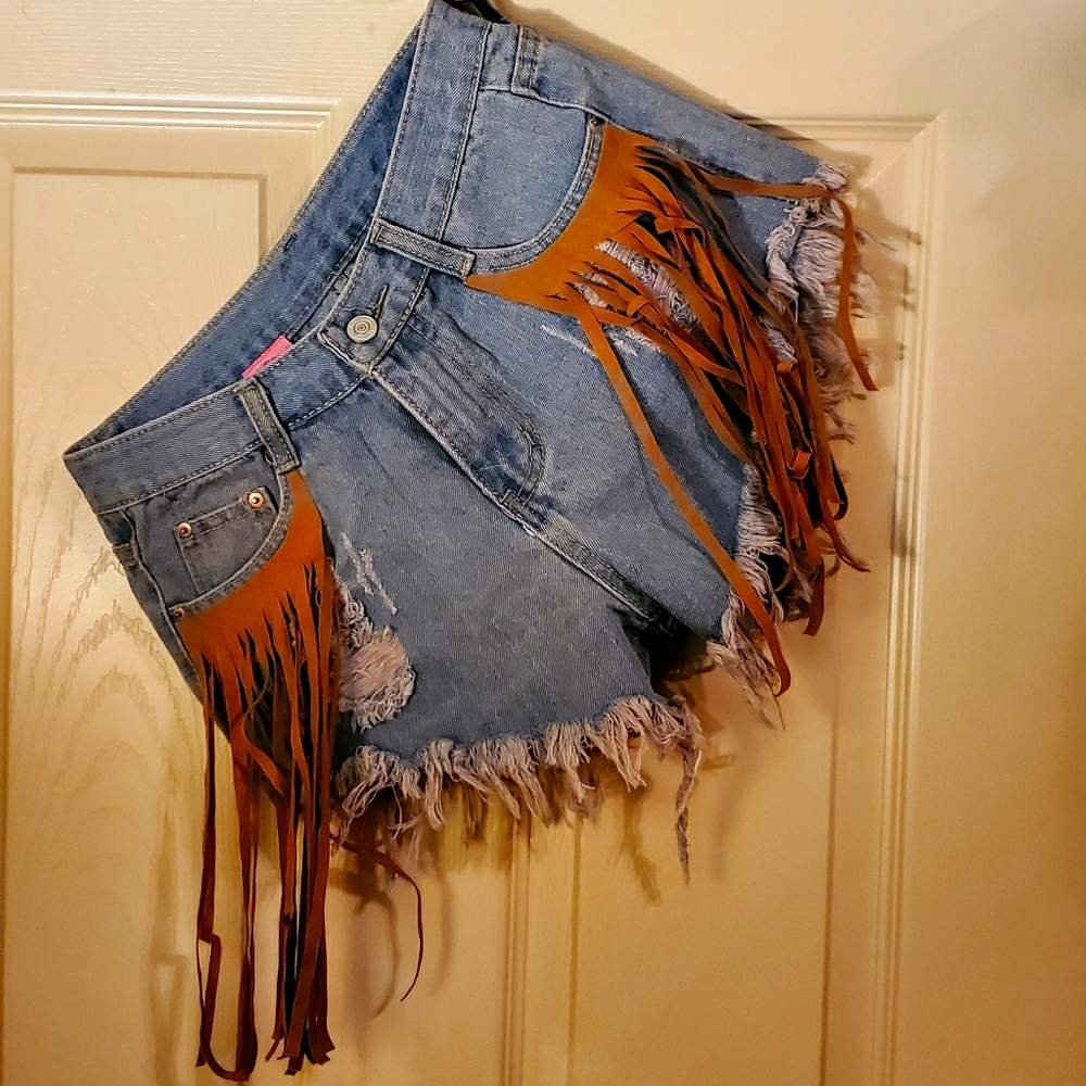 Shorts with fringe